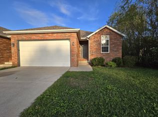512 Welch St, Marshfield, MO 65706