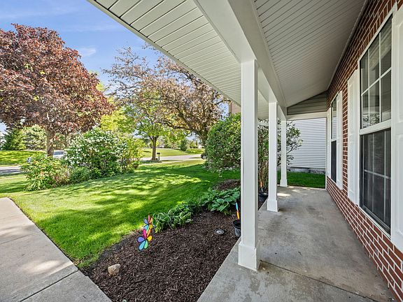 4th image of 621 Cutter Ln
