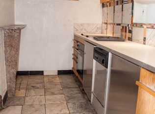 155 W Burton Pl APT 3, Chicago, IL 60610