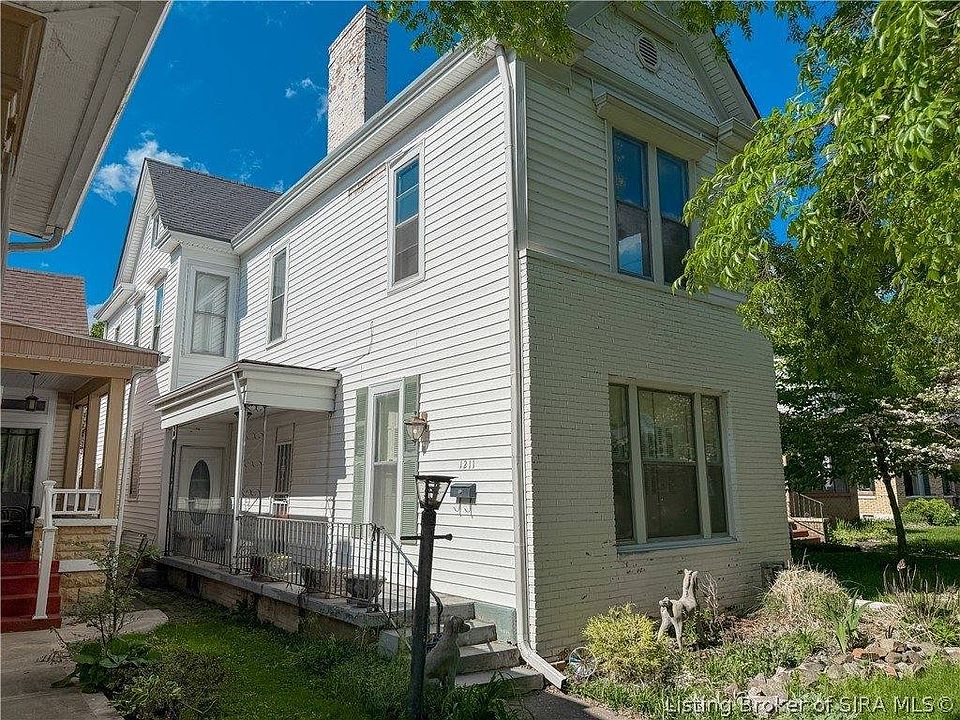 1st image of 1211 E Elm St