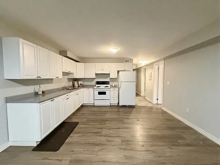 31 Alfred St #1C — Photo 1