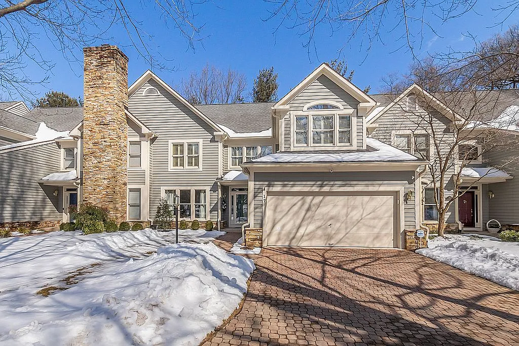 17 Spyglass Ct photo 1