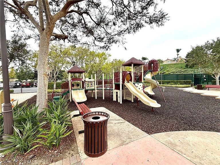 24911 Laguna Vis — Photo 44