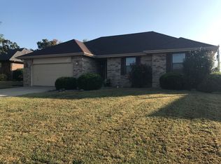 1217 W Butterfield Dr, Nixa, MO 65714