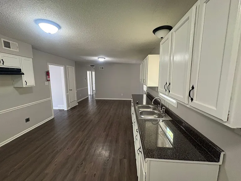 5087 Blacksmith Dr — Photo 11