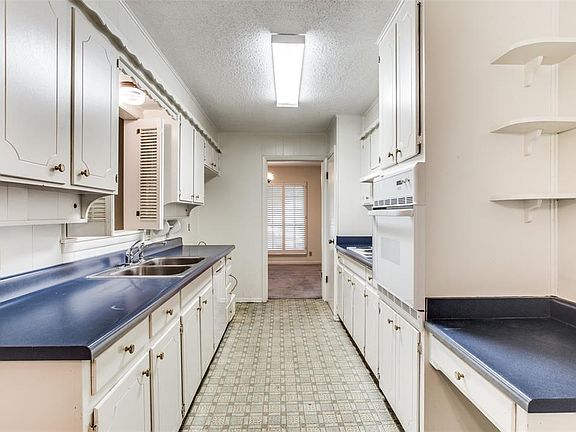 4th image of 5104 Westhaven Dr