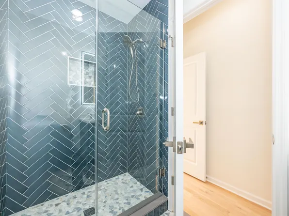 38 Zabriskie Street image 7 of 17