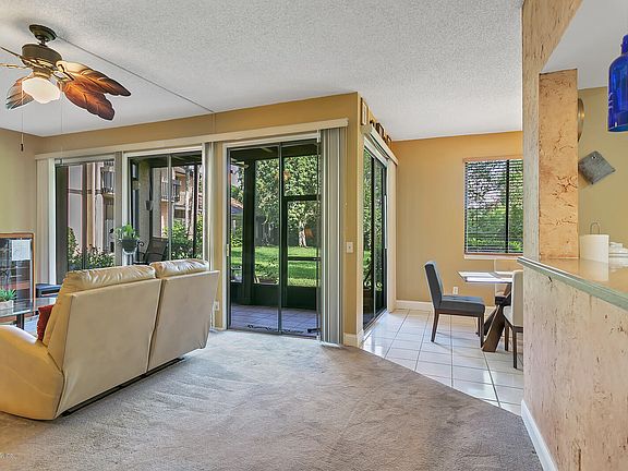 3rd image of 7615 Las Palmas Way #252