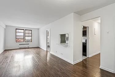 139-21 85 Drive