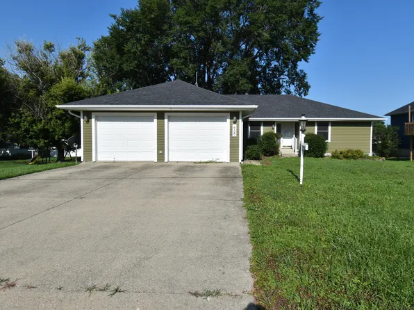 438 SW 4th St, Ogden, IA 50212