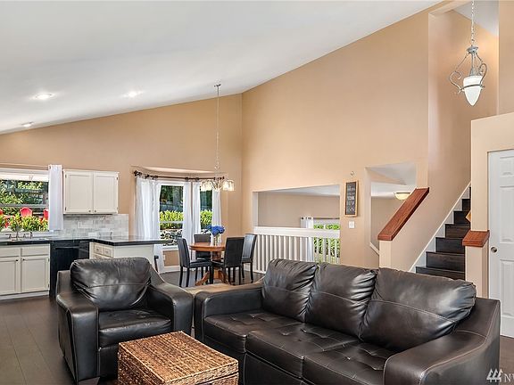 5th image of 20307 120th Street Ct E