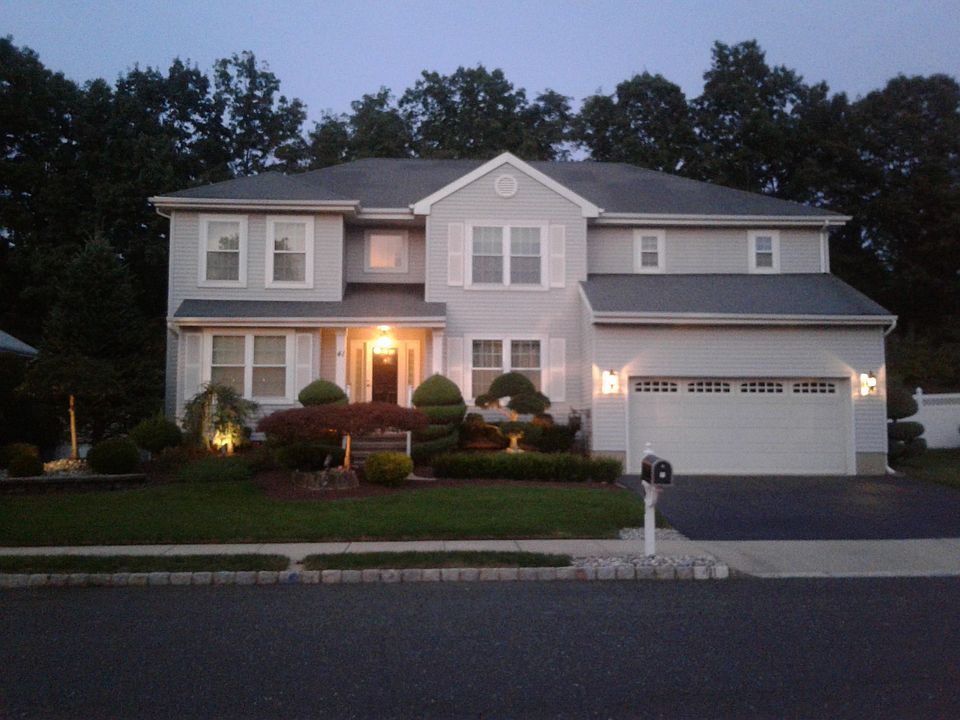 2nd image of 41 Enclosure Dr
