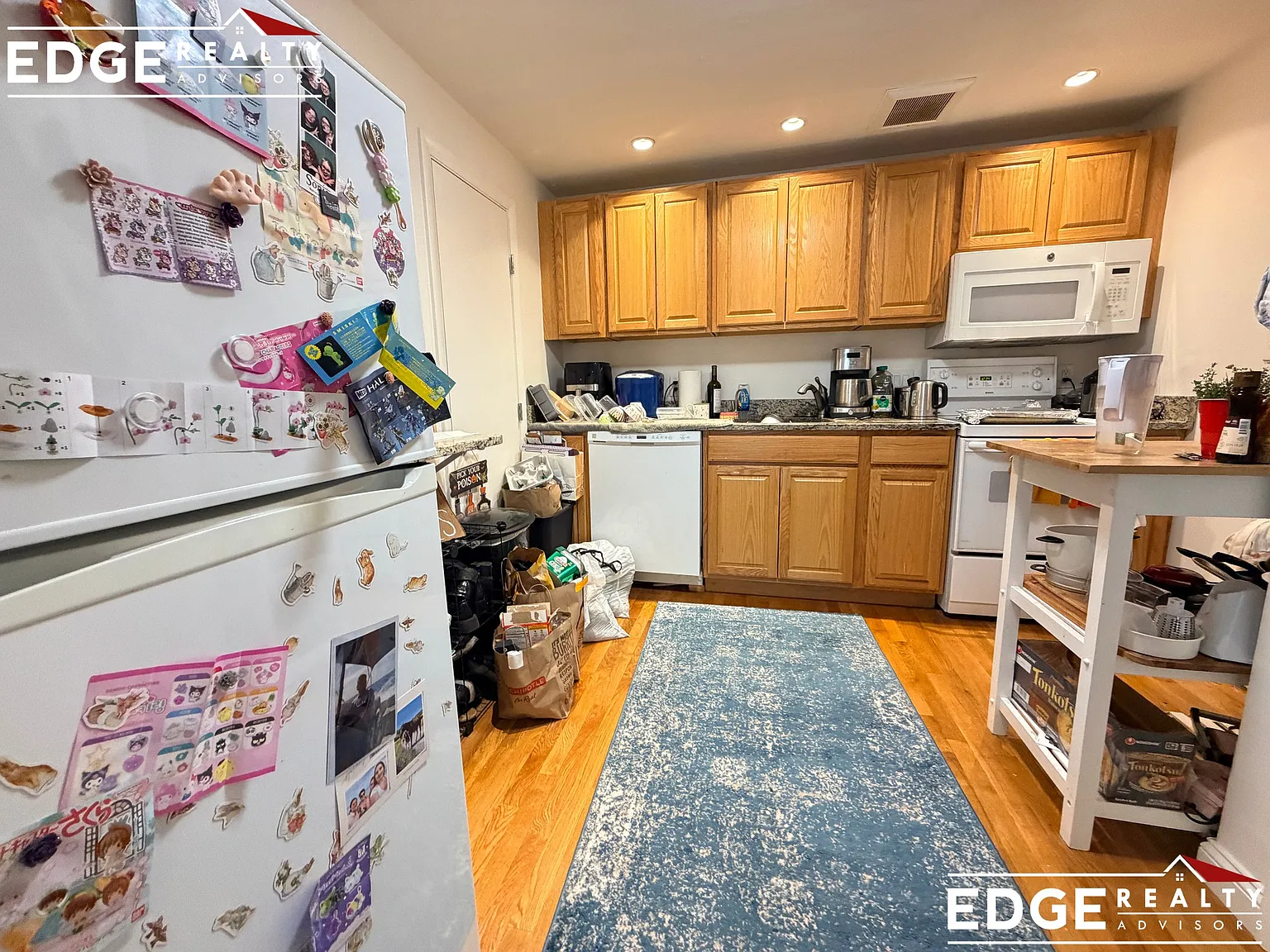 2 bed, 725 sqft, $2,800 — Photo 1
