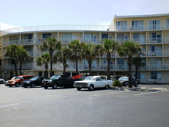 3rd image of 1233 Atlantic Ave #4100