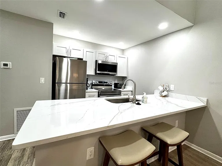 4707 Winslow Beacon #2 — Photo 15