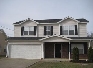 122 Dreville Dr, La Vergne, TN 37086