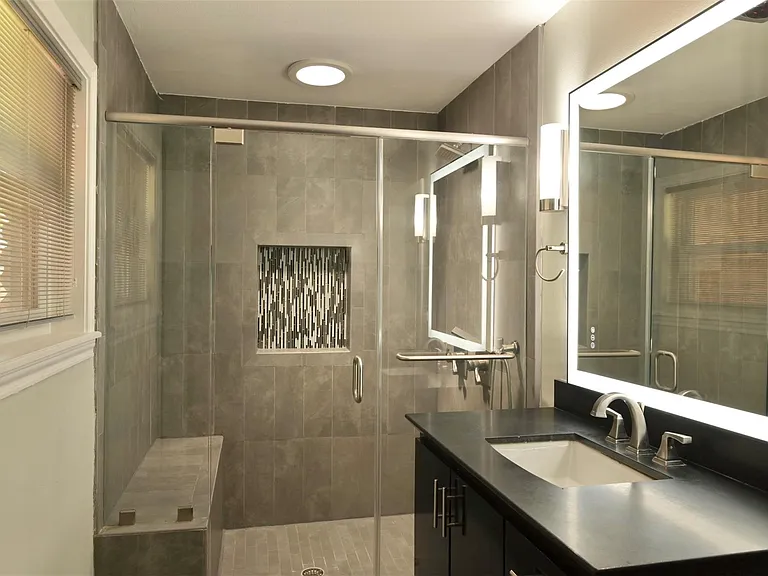 9810 Cliffwood Dr — Photo 13