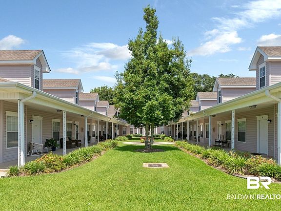 4th image of 102 Courthouse Dr APT 16