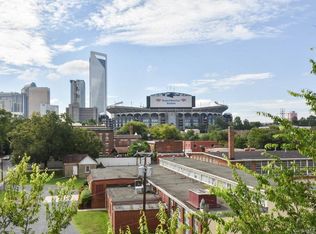 1101 W 1st St #402, Charlotte, NC 28205