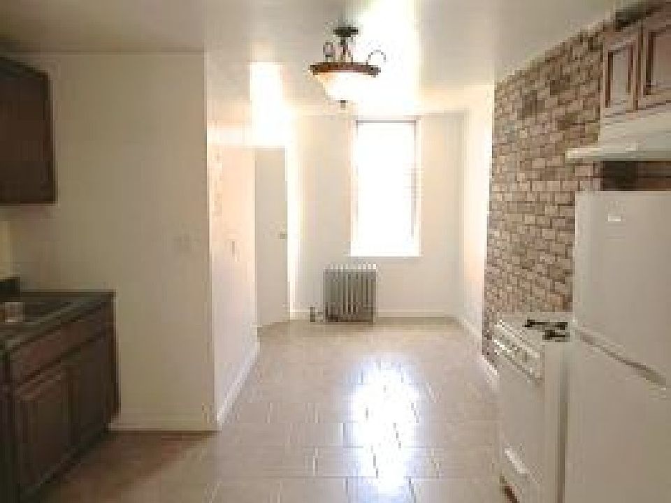 1st image of 319 E 115th St APT 4B
