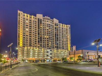 150 Las Vegas Blvd #1615, Las Vegas, NV, 89106