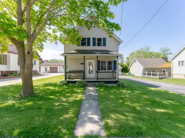 143 Lincoln STREET, Valders, WI 54245
