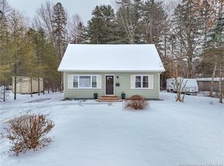 102 McMinniman Ct, Fredericton, NB E3A 8S4