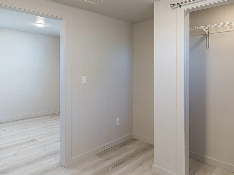425 SE 2nd St #3 — Photo 16