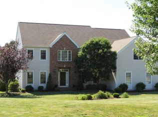 93 Hampton Ct, Southbury, CT 06488