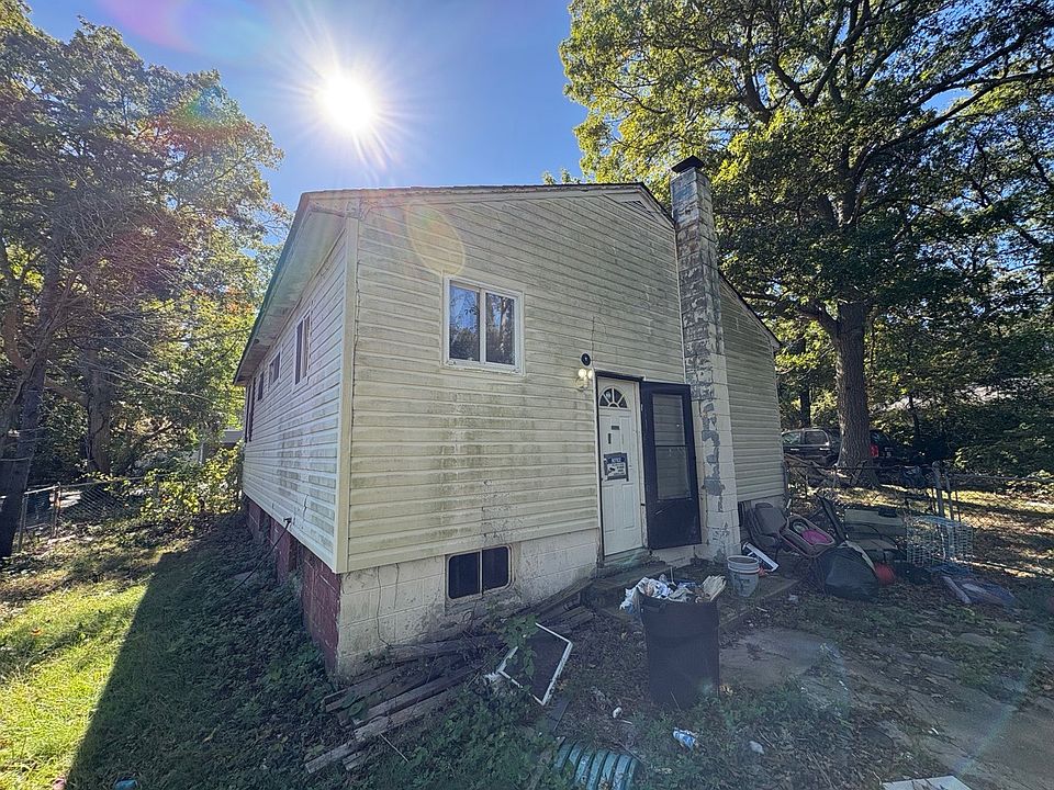 1st image of 41 Patchogue Ave