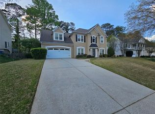 11640 Vista Forest Dr, Alpharetta, GA 30005