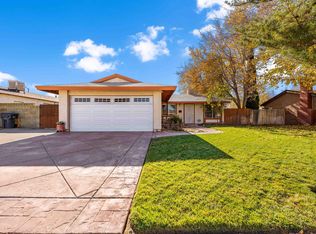 2206 W Avenue K15, Lancaster, CA 93536