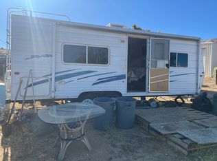 9445 Yucca St, Apple Valley, CA 92308