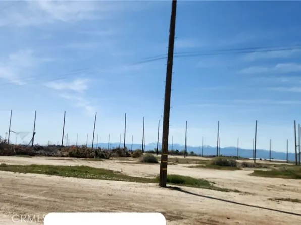 5900 E Avenue F #8-34, Lancaster, CA 93535