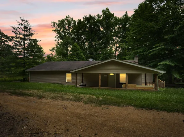 11 Swan Dr, Burnside, KY 42519