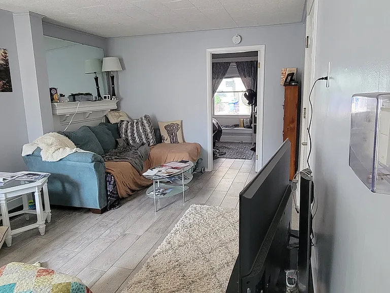 50 Amherst St — Photo 7