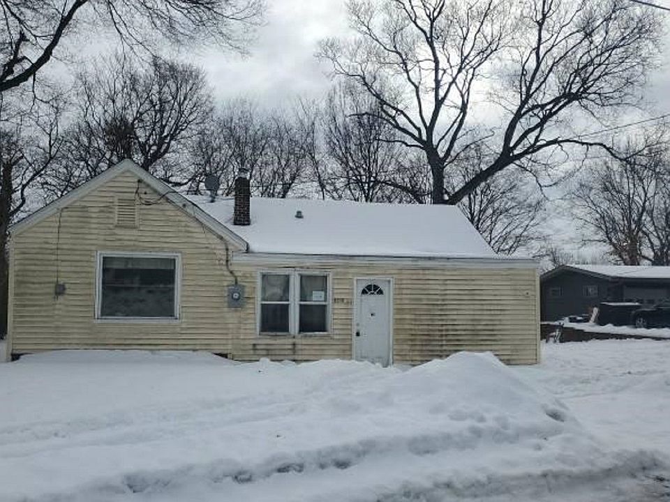 1st image of 4815 Canterbury Rd
