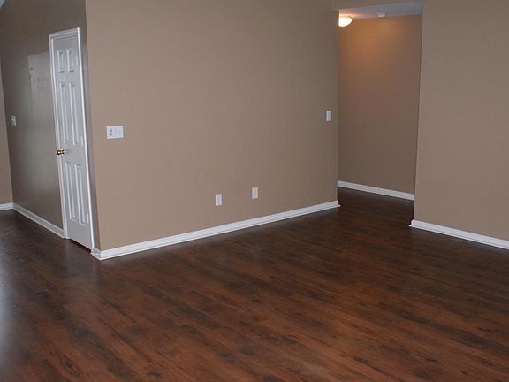 5th image of 5074 Ballantine Dr