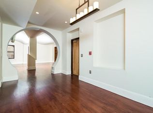 1921 Walnut St #4, Philadelphia, PA 19103