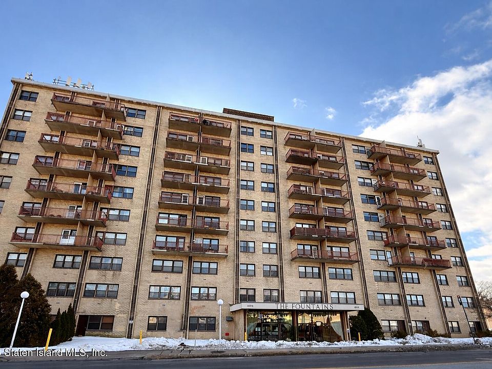 1st image of 1000 Clove Rd APT 6F