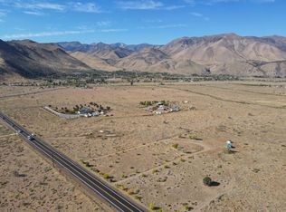 809 Eastside Ln, Coleville, CA 96107