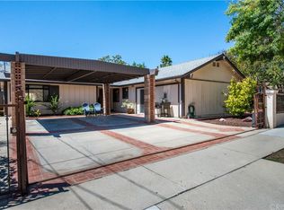 5709 Parkmor Rd, Calabasas, CA 91302