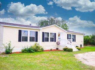 2462 Chase Rd, Beeville, TX 78102