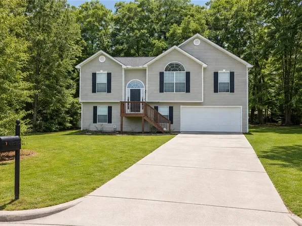 4258 Chestnut Ct, Auburn, AL 36830
