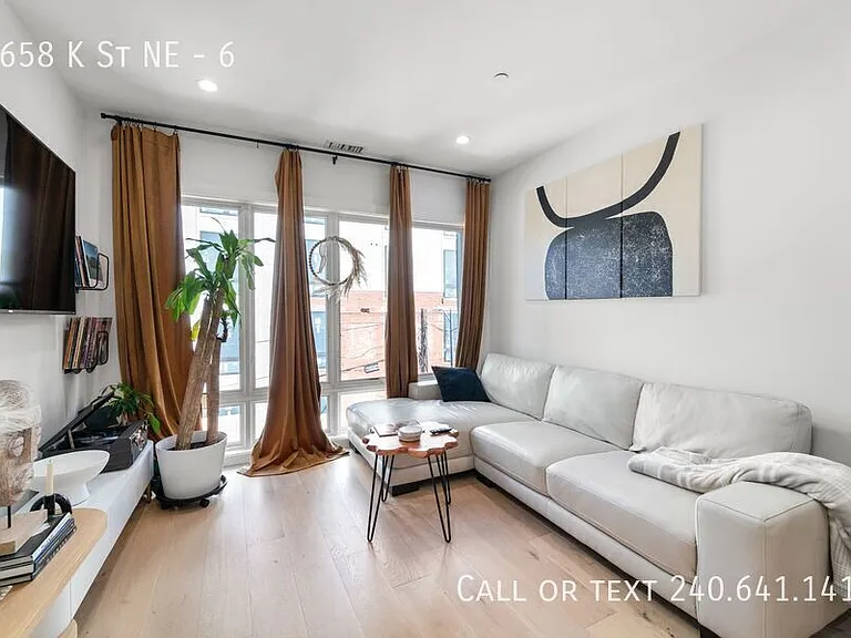 1658 K St NE #6 — Photo 5
