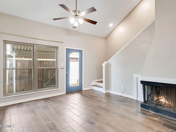 2nd image of 202 Long Plantation Blvd