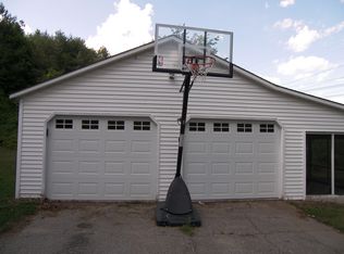 970 Hopkinton Rd, Hopkinton, NH 03229