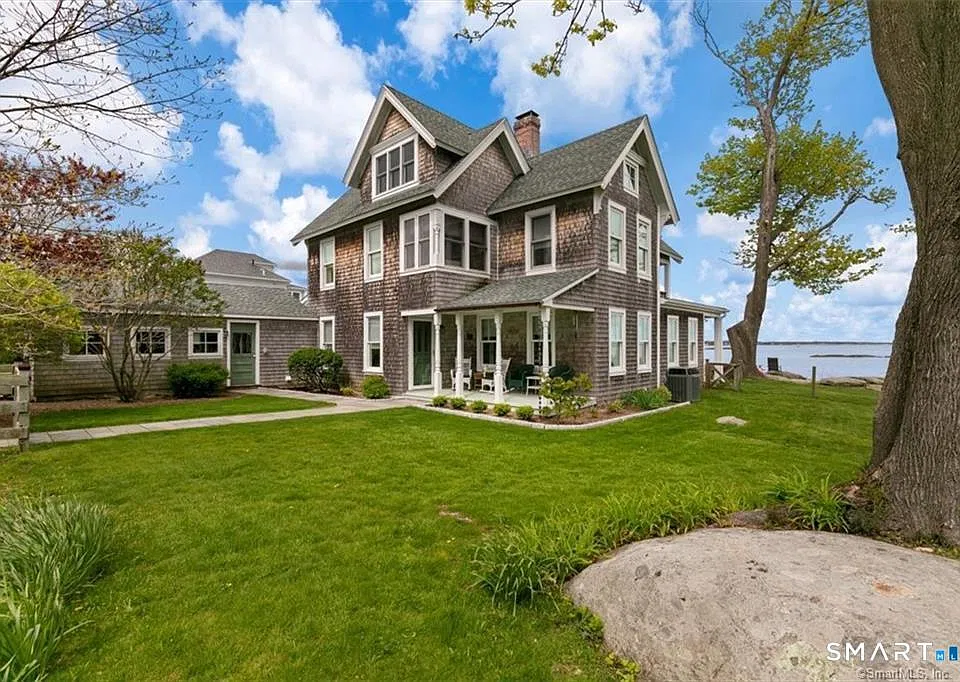 17 Marshall Ave