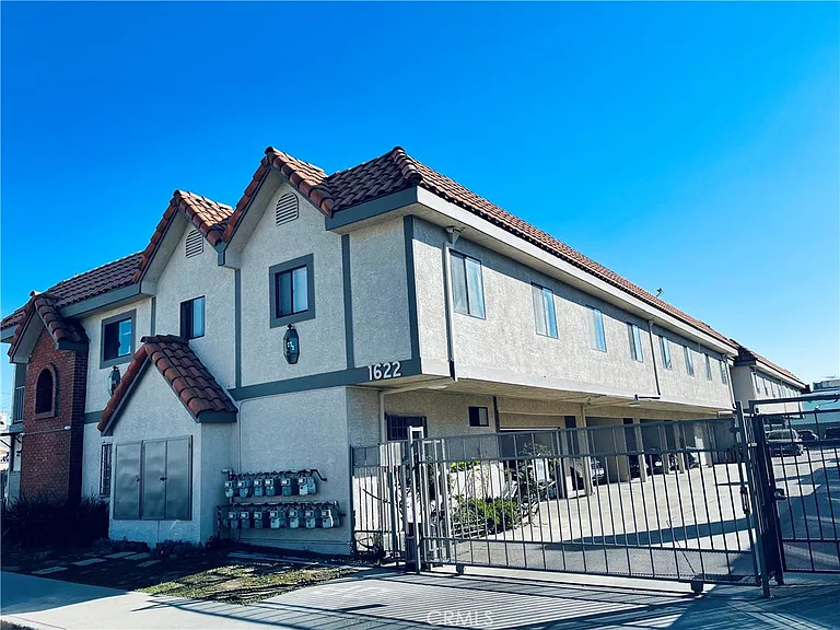 1622 Allegro Sq #J — Photo 15