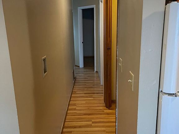 4th image of 522 E Broadway Ave